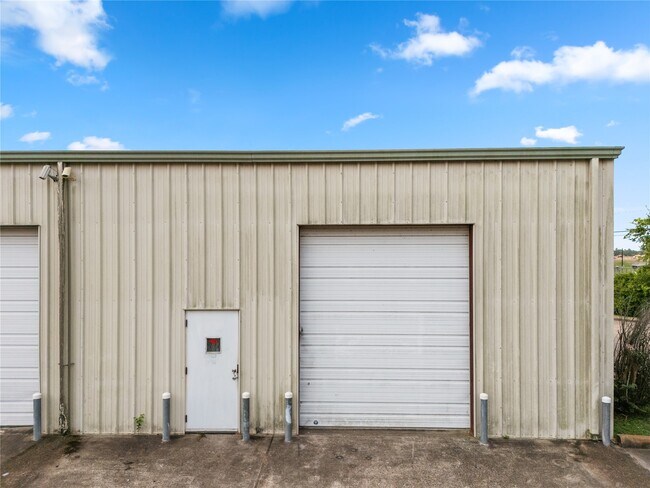 Photo - 8019 Farm to Market 517 Rd W