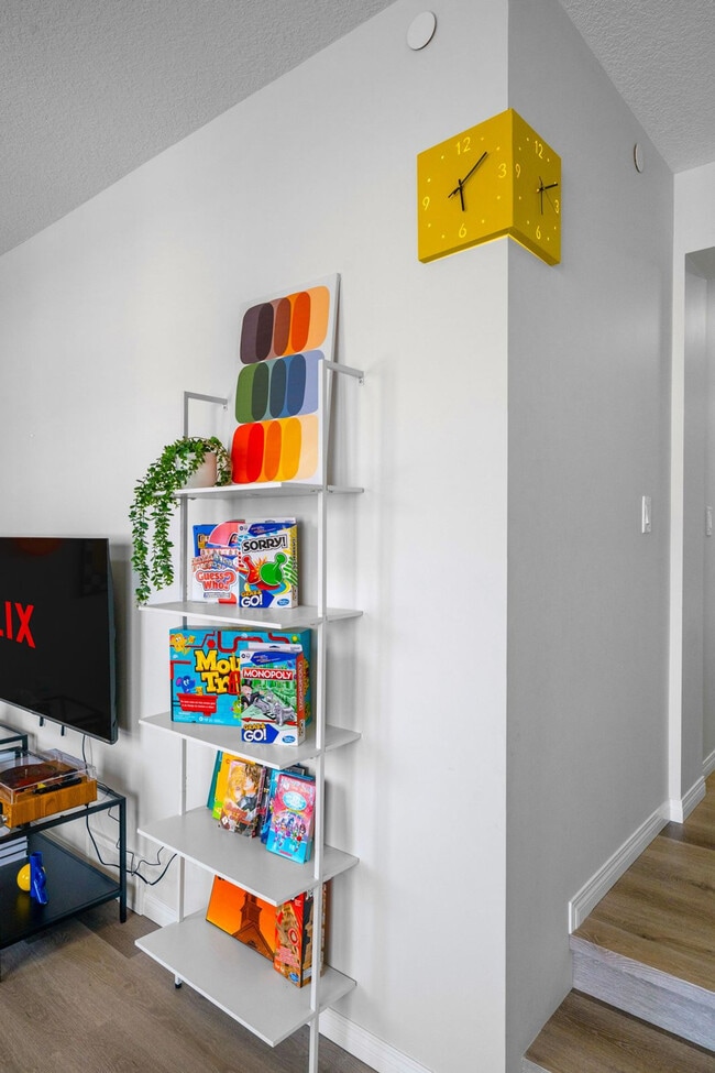 Building Photo - 153 Lucas Way NW Unit ID1314531P