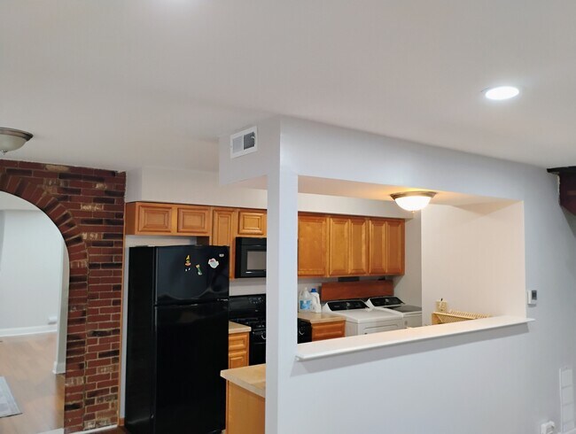1226 Cove Dr