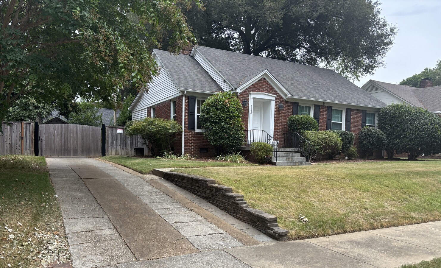 Photo - 3520 Philwood Ave