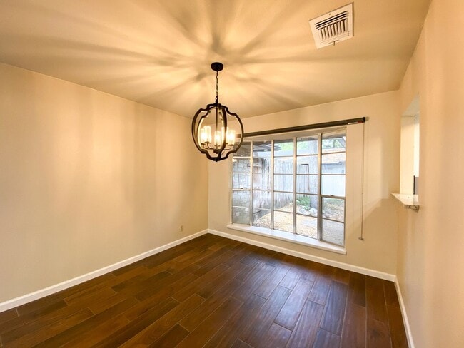 Photo - WHISPERING OAKS RARE FIND 3 BD/2 BA AVAILABLE APRIL 7TH!