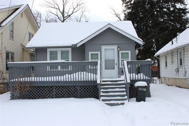 Building Photo - 510 E Hudson Ave