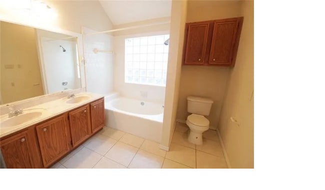 Photo - 7440 Blackthorn Dr