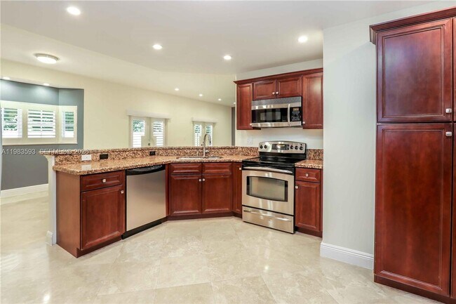 Photo - 11064 SW 79th Path