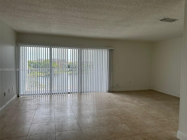 Photo - 9359 Fontainebleau Blvd Unit F417