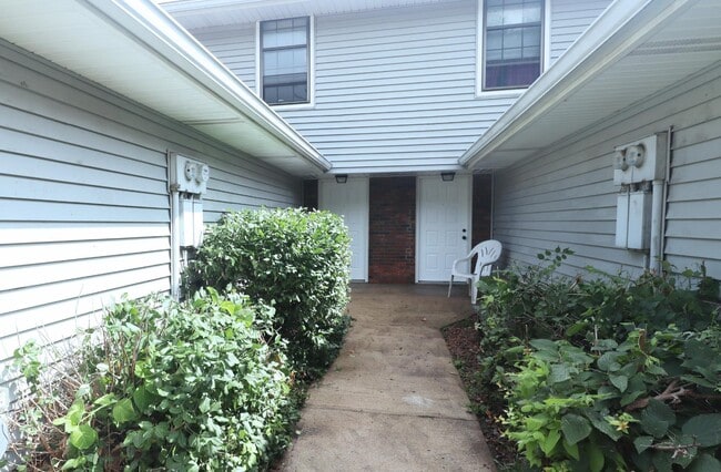 Photo - 18909 Lexington Rd