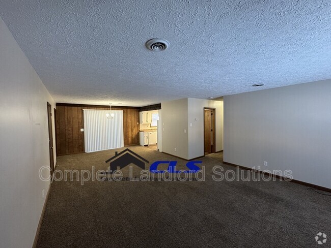 Building Photo - 1827 E Southern Manor Dr Rental