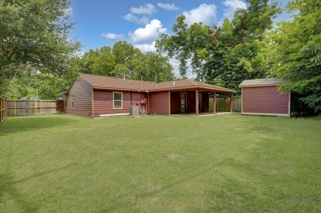Photo - 8159 Glenhollow Dr