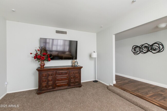 Photo - 4521 N 35th St