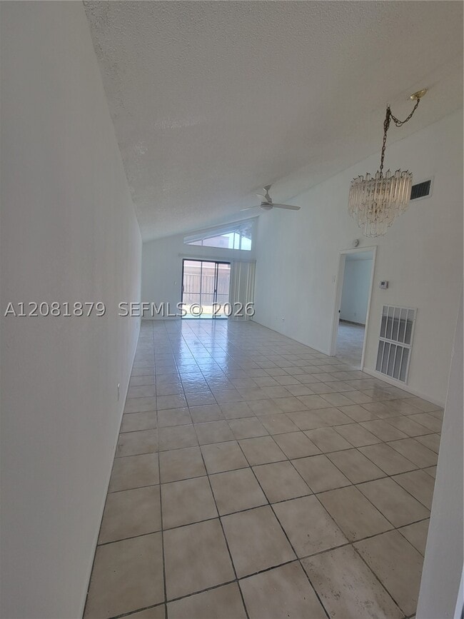 1724 NW 73rd Ave