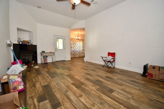 Photo - 3 Bed, 2 Bath Home in Ruston