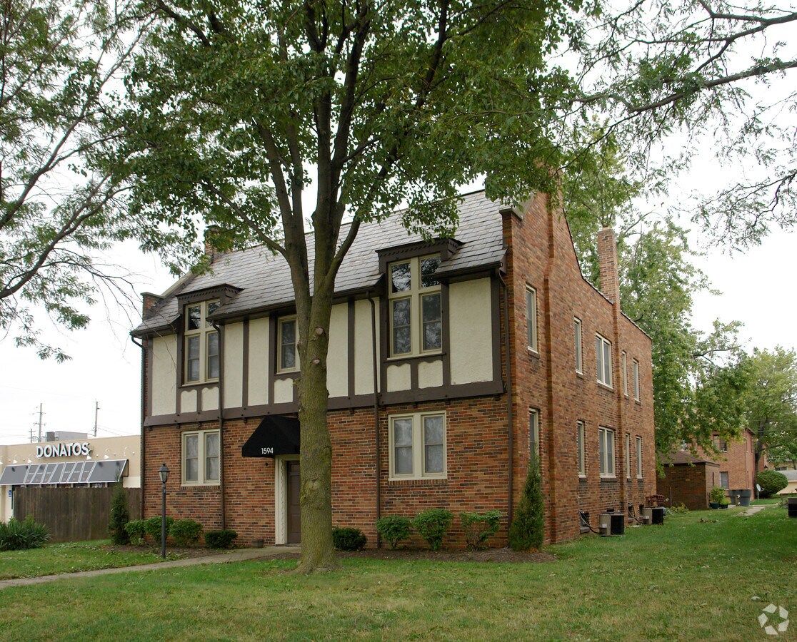 Photo - 1594 Northwest Blvd Apartments