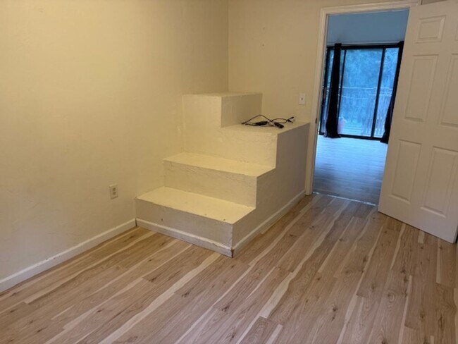 Photo - 3-Bedroom, 1-Bathroom Home on 2 Acres in A...