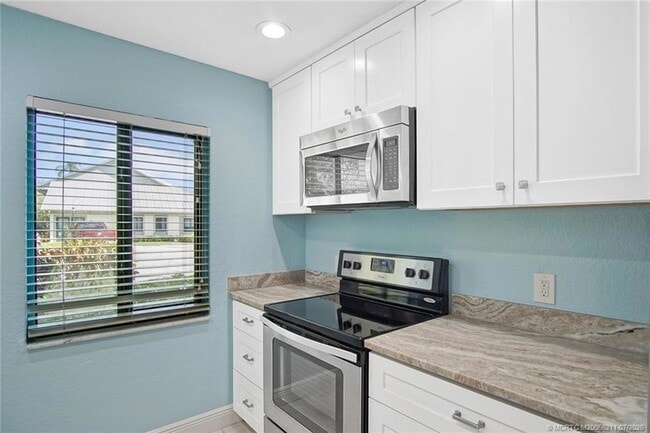 Photo - 2233 NW 22nd Ave Unit 108
