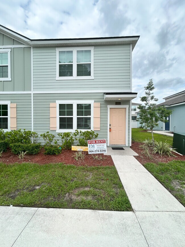 Photo - 480 Running Woods St Townhome