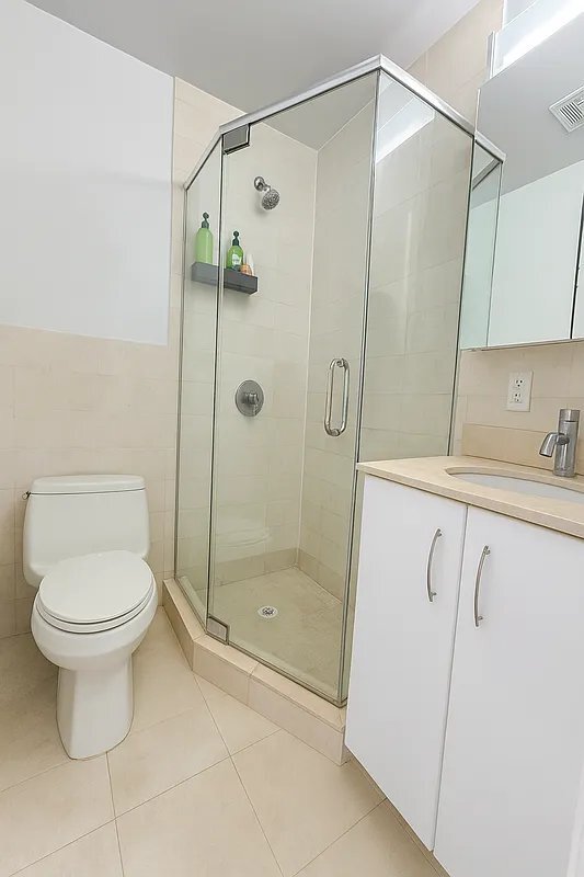 Photo - 120 E 4th St Unit 3H