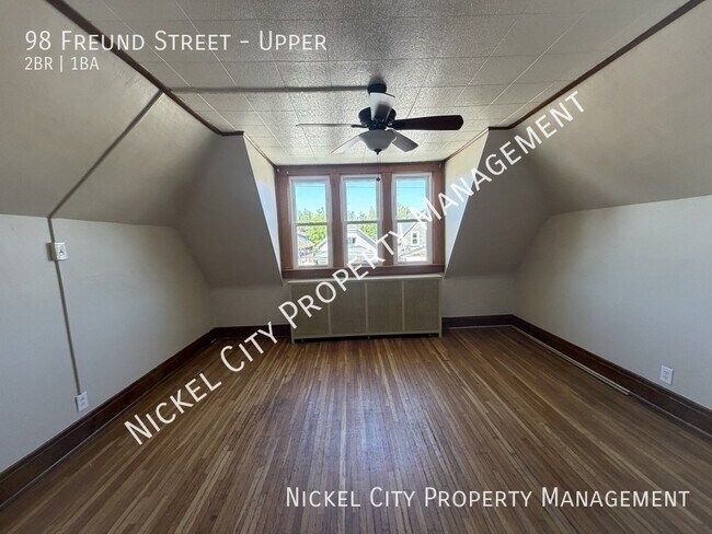 Photo - 98 Freund St Unit Upper