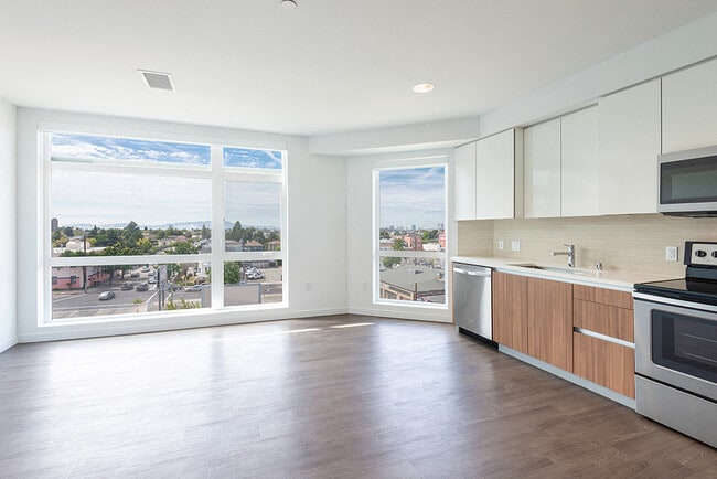 Photo - Bell Uptown District