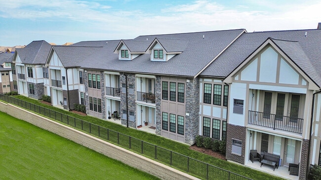 Legacy Rochester Hills Apartments