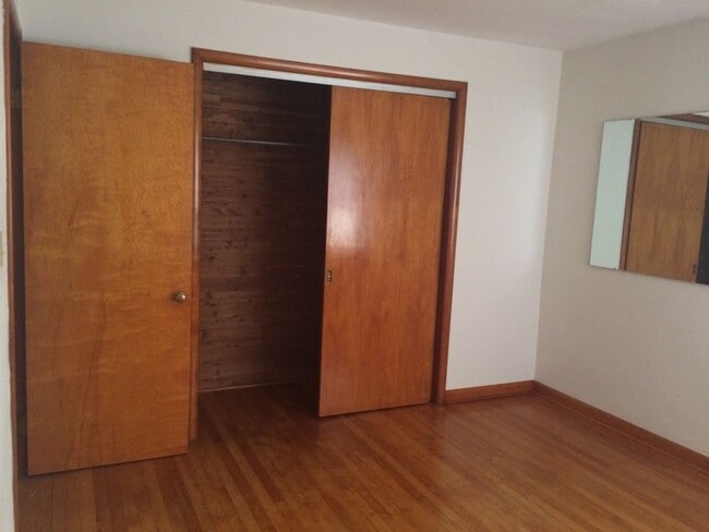 Photo - 1358 Pottery Rd