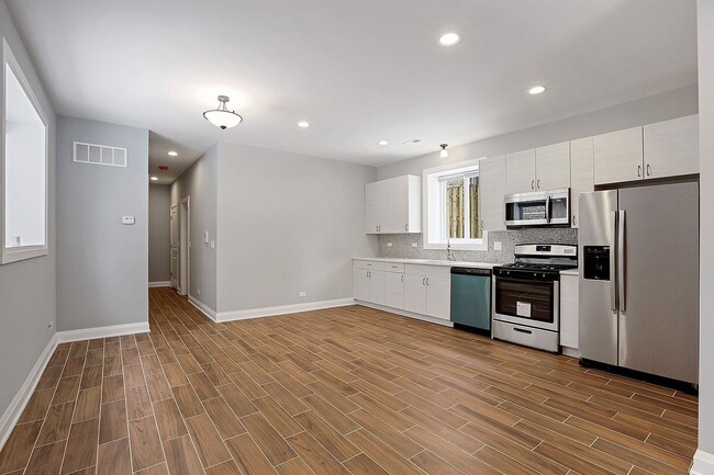 Photo - 5955 W Superior St Unit G