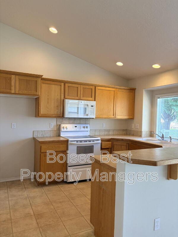 1276 W Brown Trout Dr