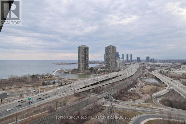 Photo - 105 The Queensway Unit 2109