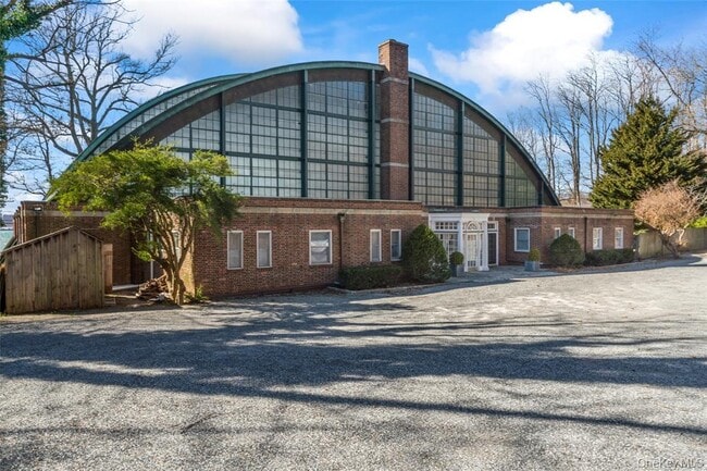 Photo - 4 Elfland Ct
