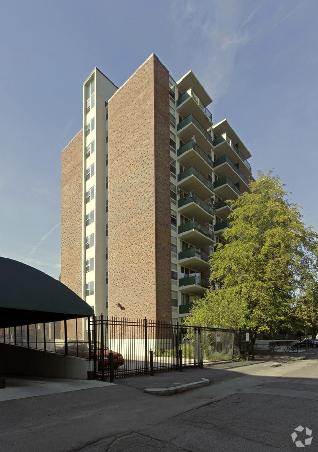 Photo - Harvard Towers