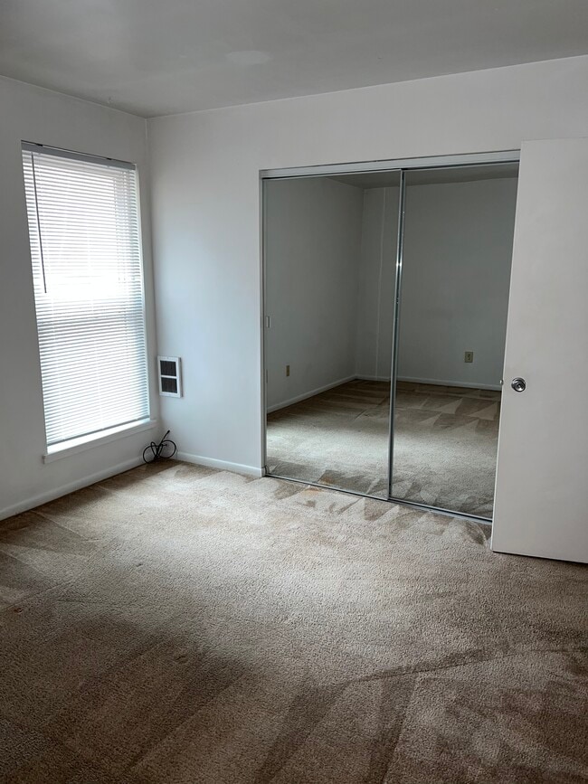 Photo - 831 Sleepy Hollow Rd Unit 17