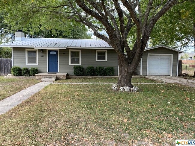 Photo - 863 E Torrey St House