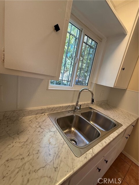 Photo - 1805 S Rimpau Blvd