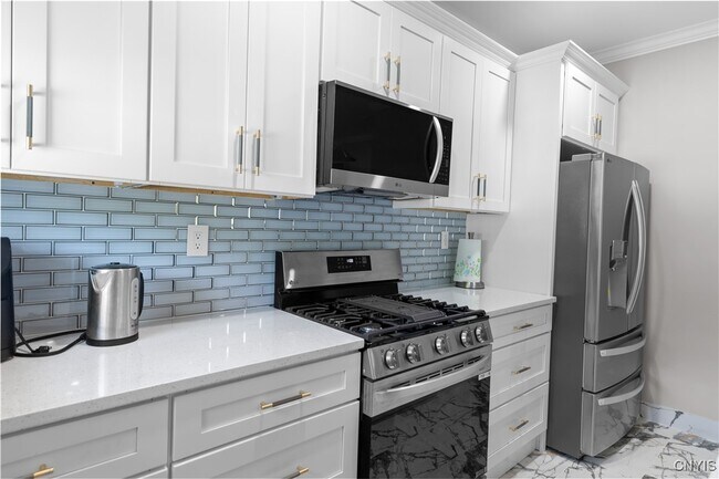 Photo - 238 Oriskany Blvd