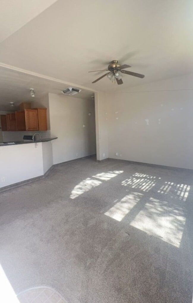 Photo - 311 N Highland Dr