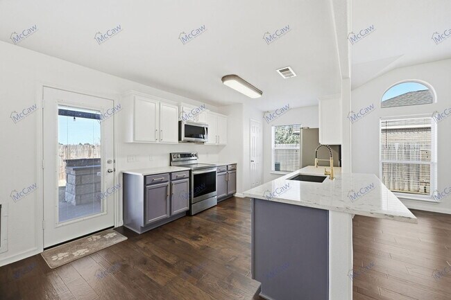 Photo - 328 Meadow View Ln