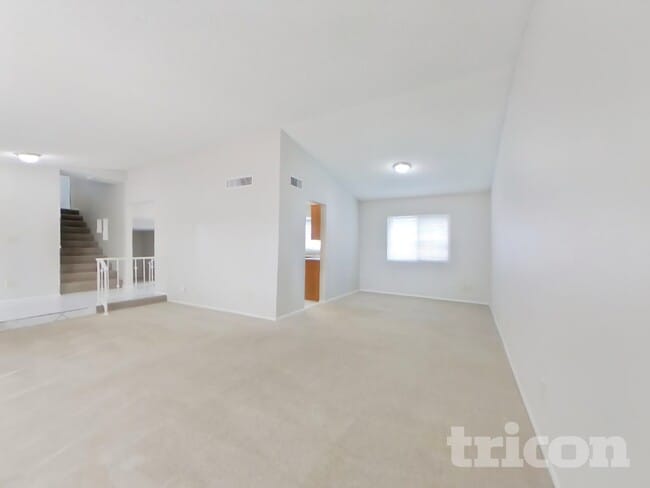 Photo - 5212 N 69th Ave