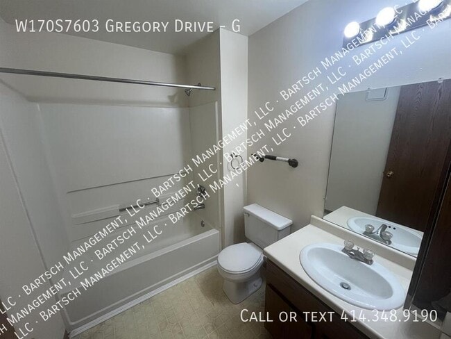 Photo - W170S7603 Gregory Dr Unit G