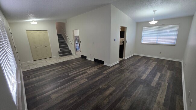 Photo - 1746 S Pierson St