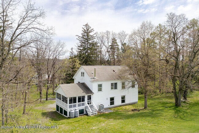 Photo - 56 Willowdale Farm Rd