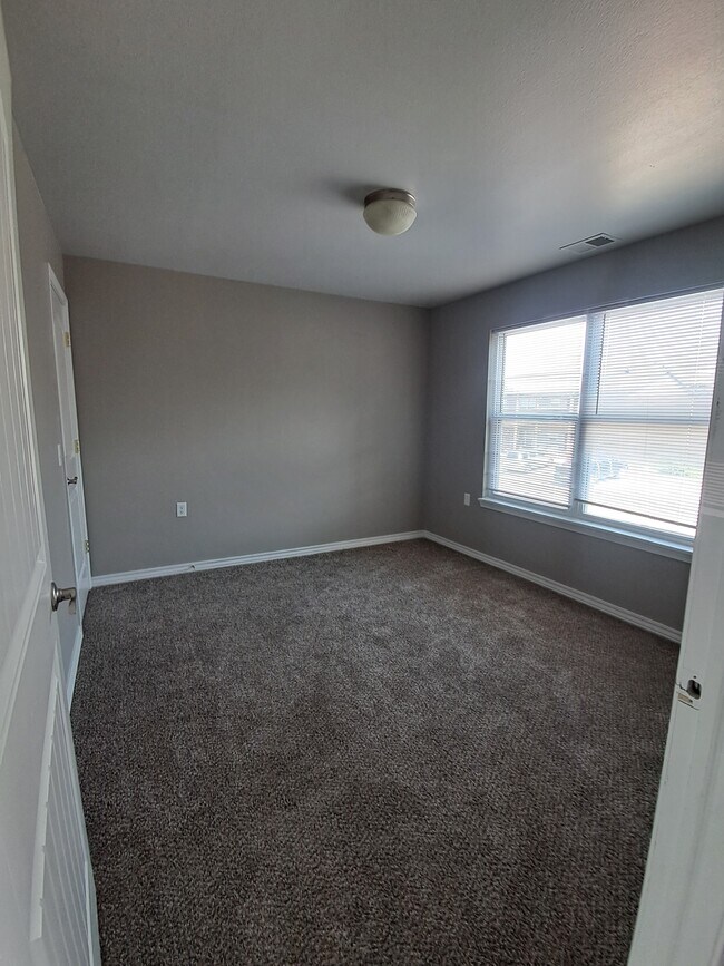 Photo - Ridgecrest Apartments