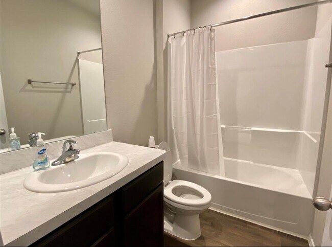 Photo - 2330 Georgina Falls Dr