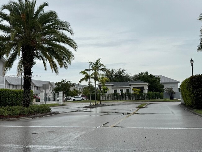 Photo - 1780 SE 9th Ave