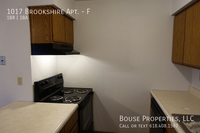 Photo - 1017 Brookshire Ct Unit F