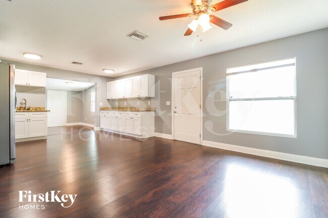 Photo - 4722 W Wyoming Ave