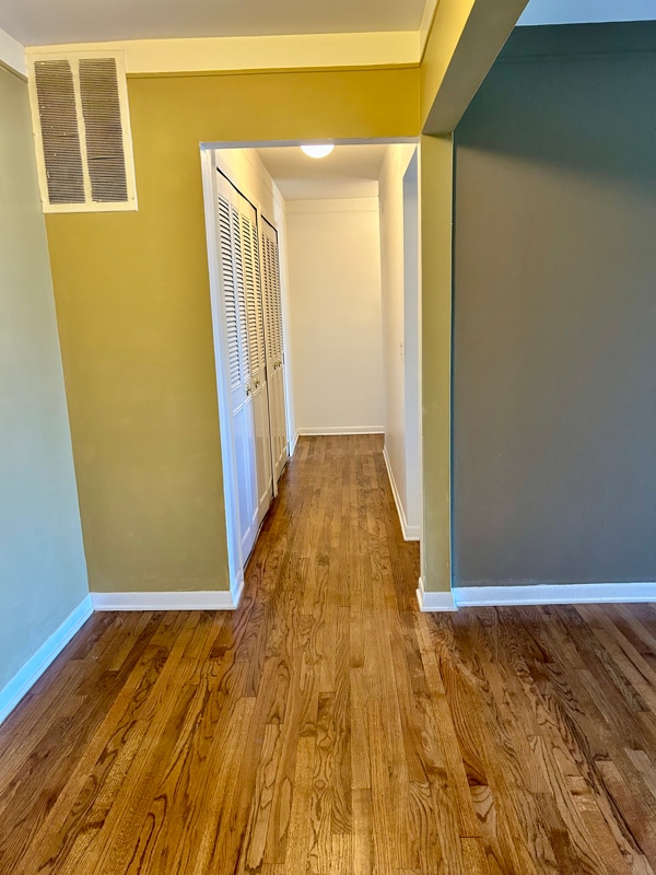 Photo - 426 N Fox Hills Dr