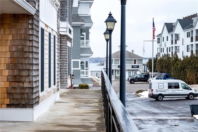 Photo - 10 Brown and Howard Wharf