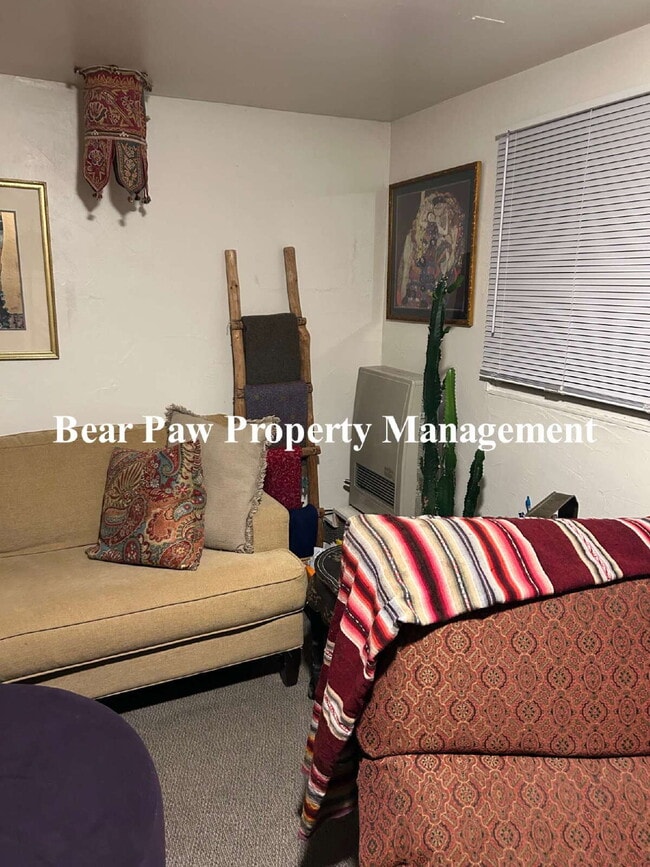 Photo - Adorable cabin in Evergreen! Unit 4