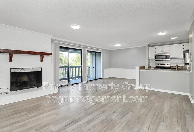 Building Photo - 10971 Harrowfield Rd Rental