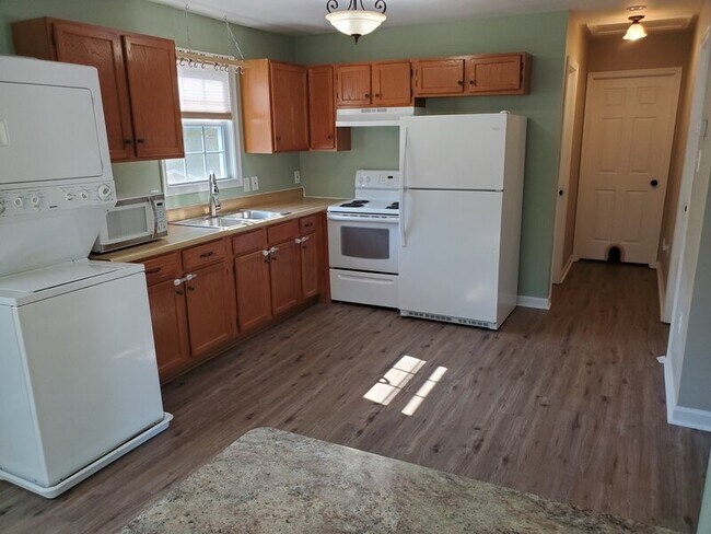 Photo - 1562 W Washington St Unit B