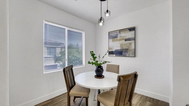 Photo - AMAZING COMPLETELY REMODELED CONDO IN SUMM...